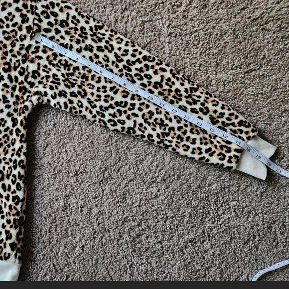 Leopard Print Women's Jacket - Picture 7 of 8